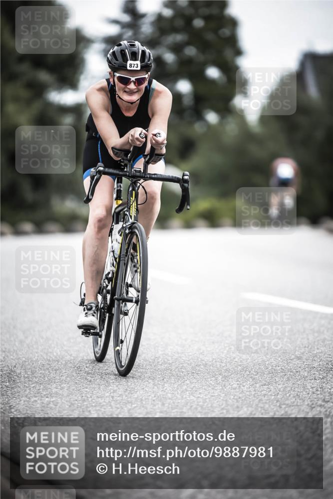 21.06.2026 - 29. Vierlanden-Triathlon H.Heesch http://msf.ph/oto/9887981 21.06.2026 12:12:10 Radfahren 294, 701, 864, 873, 1358 meine-sportfotos.de