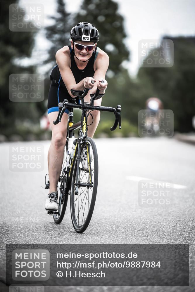 21.06.2026 - 29. Vierlanden-Triathlon H.Heesch http://msf.ph/oto/9887984 21.06.2026 12:12:10 Radfahren 294, 701, 864, 873, 1358 meine-sportfotos.de