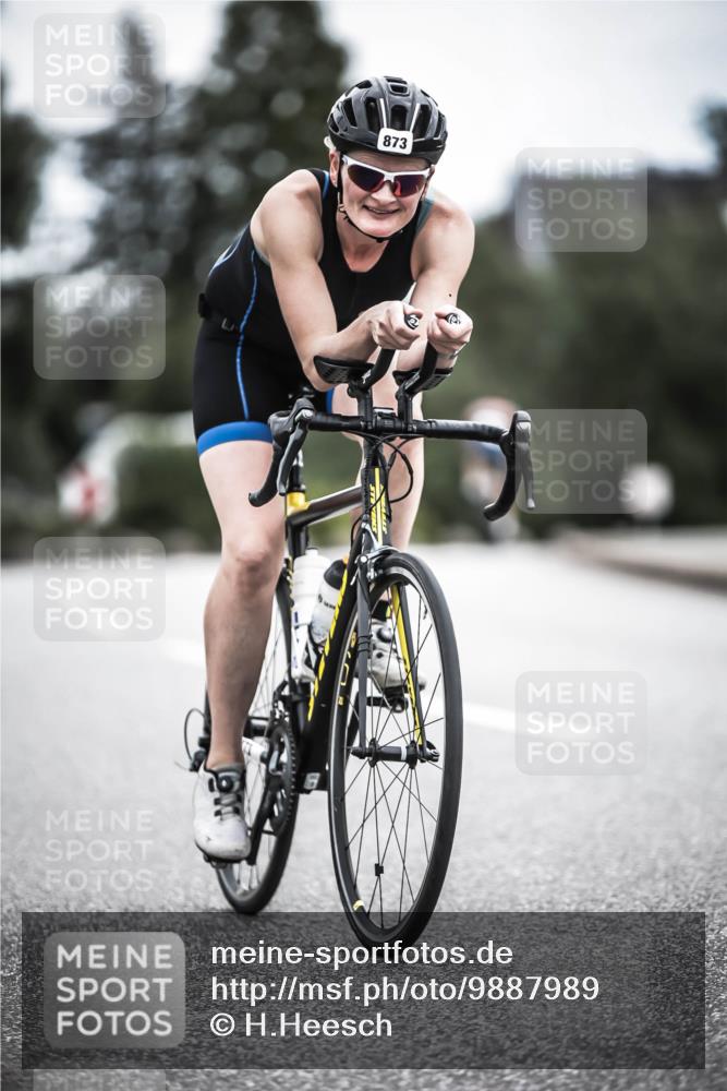21.06.2026 - 29. Vierlanden-Triathlon H.Heesch http://msf.ph/oto/9887989 21.06.2026 12:12:10 Radfahren 294, 701, 864, 873, 1358 meine-sportfotos.de