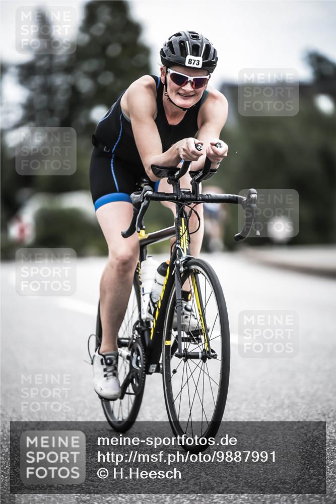 21.06.2026 - 29. Vierlanden-Triathlon H.Heesch http://msf.ph/oto/9887991 21.06.2026 12:12:10 Radfahren 294, 701, 864, 873, 1358 meine-sportfotos.de