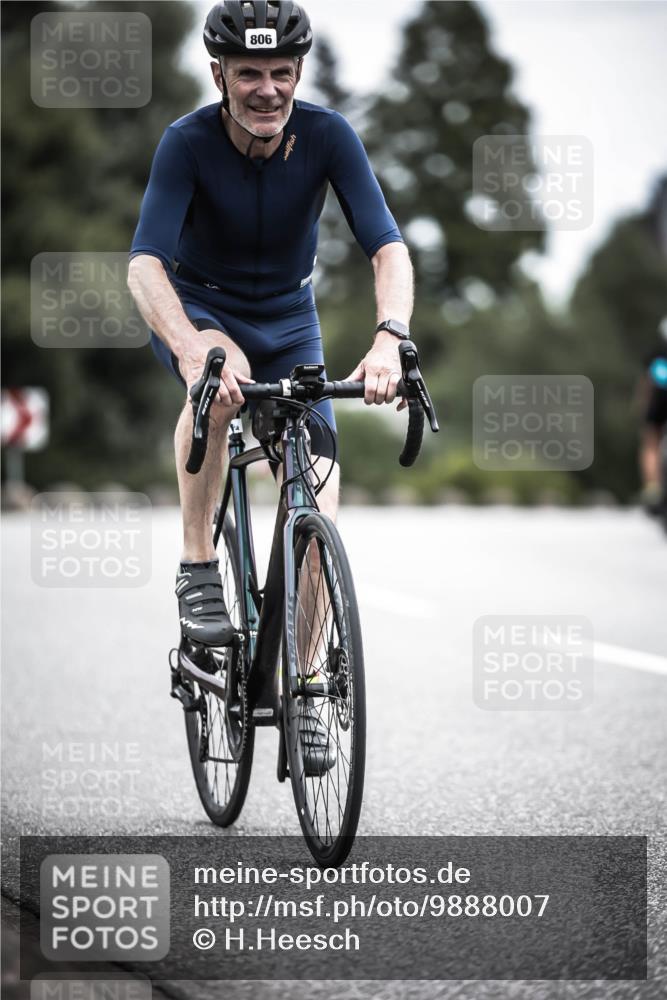 21.06.2026 - 29. Vierlanden-Triathlon H.Heesch http://msf.ph/oto/9888007 21.06.2026 12:12:33 Radfahren 806 meine-sportfotos.de