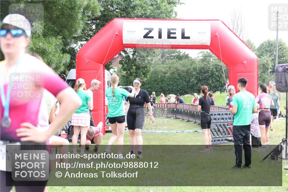 21.06.2026 - 29. Vierlanden-Triathlon Andreas Tolksdorf http://msf.ph/oto/9888012 21.06.2026 11:39:46 Ziel 481, 548, 568, 481, 548, 568 meine-sportfotos.de
