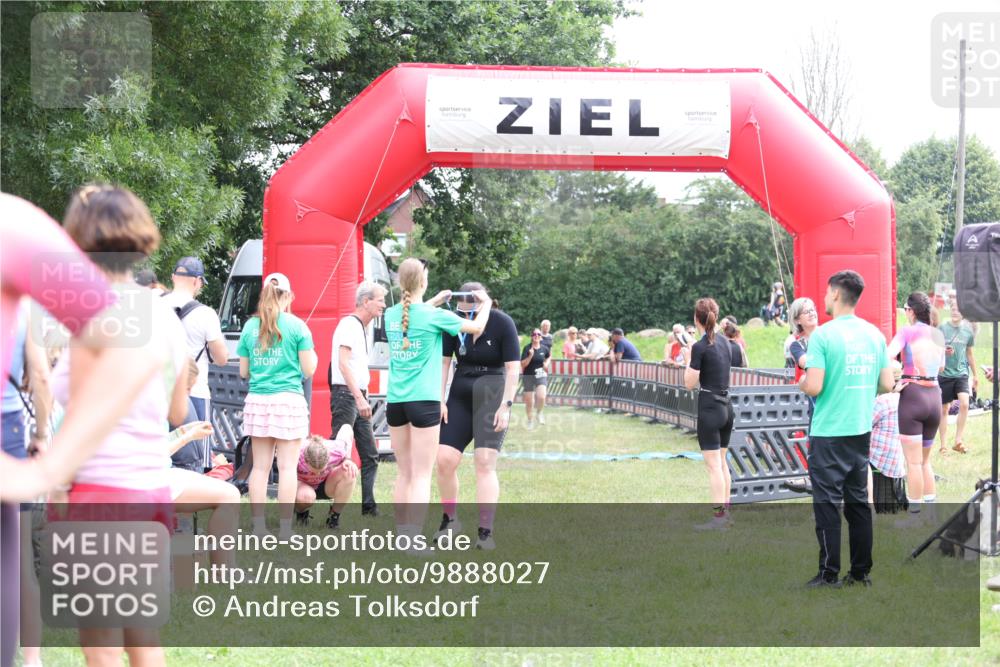 21.06.2026 - 29. Vierlanden-Triathlon Andreas Tolksdorf http://msf.ph/oto/9888027 21.06.2026 11:39:47 Ziel 481, 548, 568, 481, 548, 568 meine-sportfotos.de