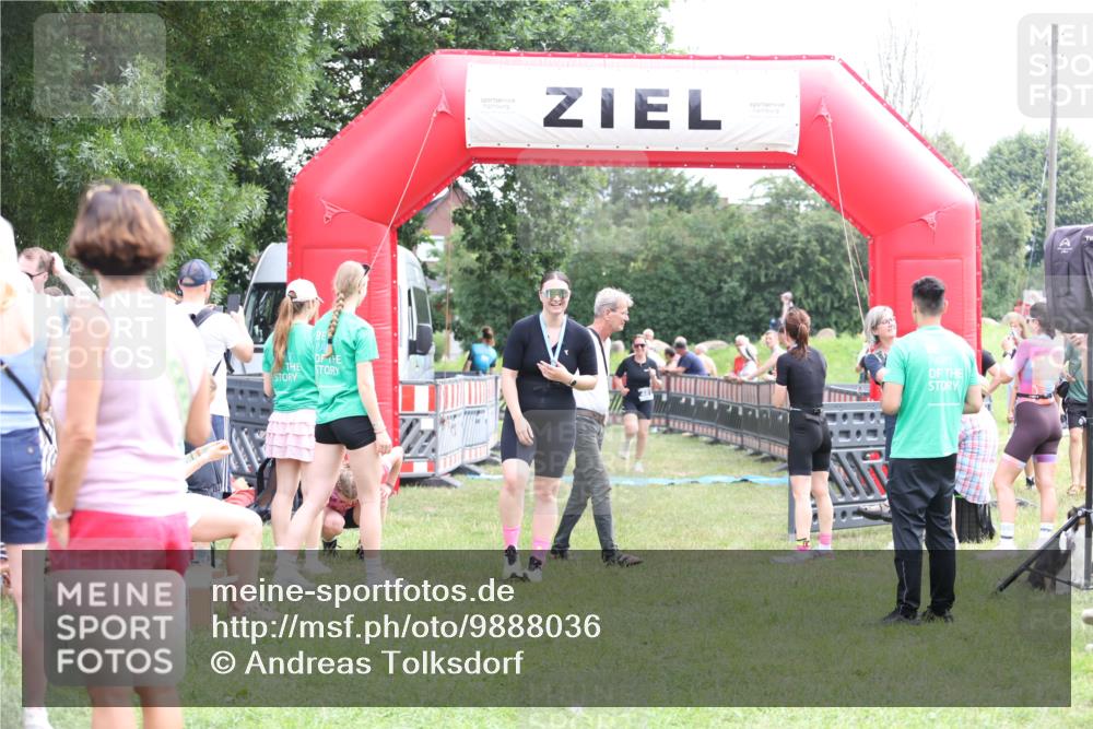 21.06.2026 - 29. Vierlanden-Triathlon Andreas Tolksdorf http://msf.ph/oto/9888036 21.06.2026 11:39:49 Ziel 481, 568, 481, 568 meine-sportfotos.de