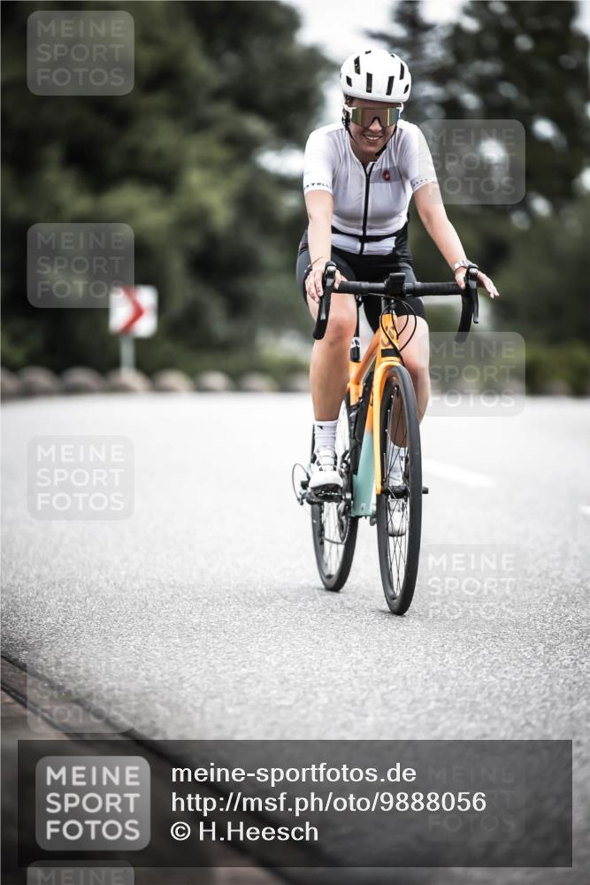 21.06.2026 - 29. Vierlanden-Triathlon H.Heesch http://msf.ph/oto/9888056 21.06.2026 12:13:18 Radfahren 840 meine-sportfotos.de