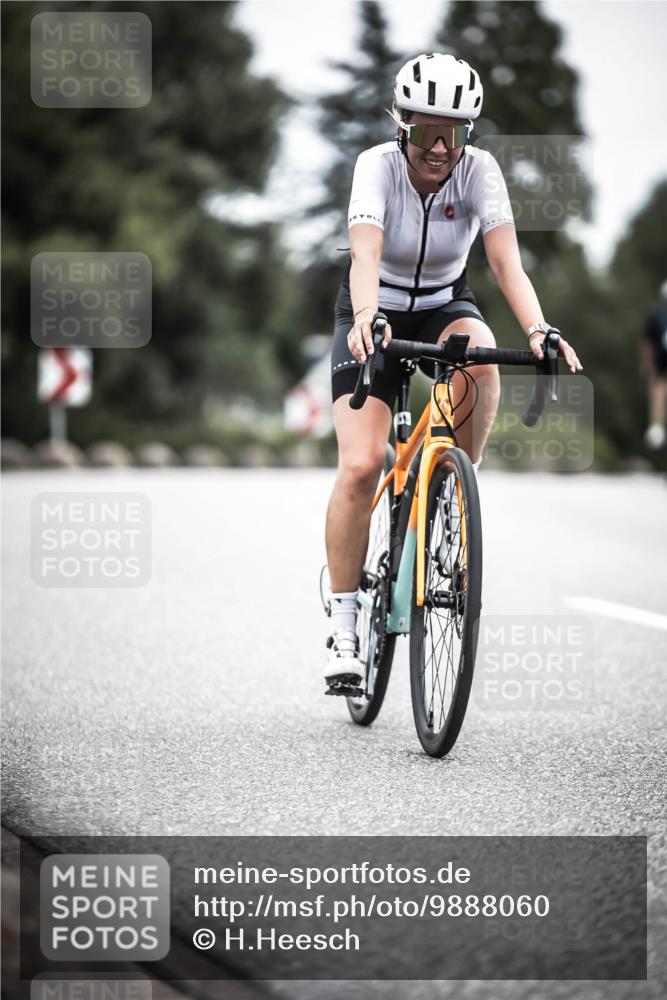 21.06.2026 - 29. Vierlanden-Triathlon H.Heesch http://msf.ph/oto/9888060 21.06.2026 12:13:18 Radfahren 840 meine-sportfotos.de
