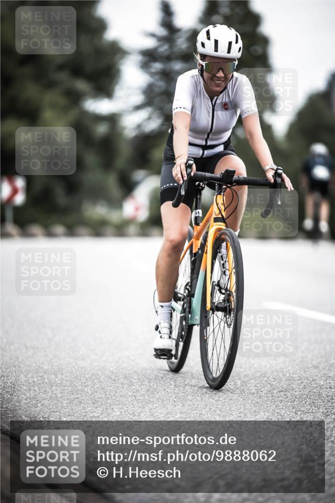 21.06.2026 - 29. Vierlanden-Triathlon H.Heesch http://msf.ph/oto/9888062 21.06.2026 12:13:18 Radfahren 840 meine-sportfotos.de