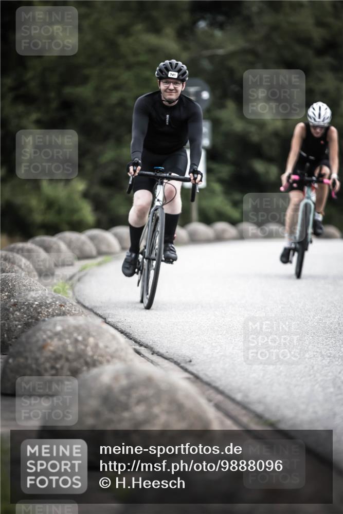 21.06.2026 - 29. Vierlanden-Triathlon H.Heesch http://msf.ph/oto/9888096 21.06.2026 12:14:05 Radfahren 651, 741, 890 meine-sportfotos.de