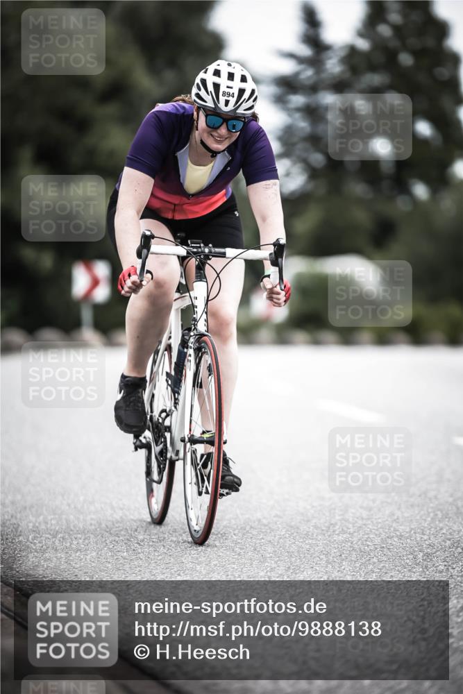21.06.2026 - 29. Vierlanden-Triathlon H.Heesch http://msf.ph/oto/9888138 21.06.2026 12:14:36 Radfahren 713, 894 meine-sportfotos.de