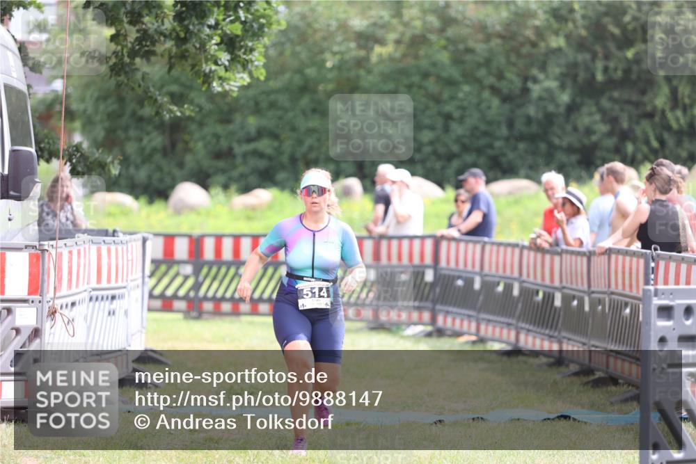 21.06.2026 - 29. Vierlanden-Triathlon Andreas Tolksdorf http://msf.ph/oto/9888147 21.06.2026 11:40:51 Ziel 514, 514 meine-sportfotos.de