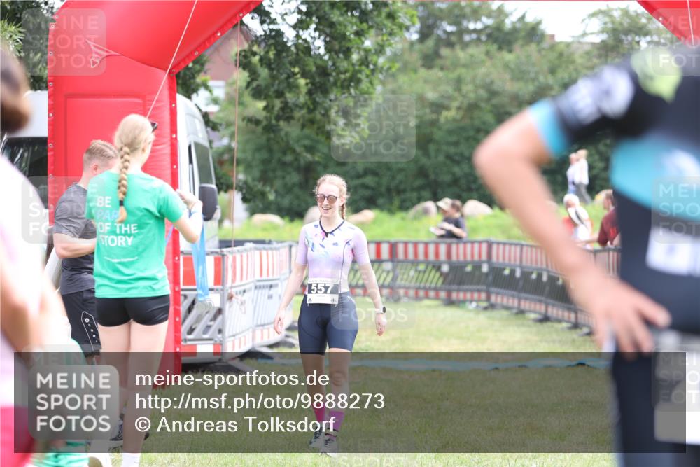 21.06.2026 - 29. Vierlanden-Triathlon Andreas Tolksdorf http://msf.ph/oto/9888273 21.06.2026 11:41:37 Ziel 205, 557, 563, 590, 205, 557, 563, 590 meine-sportfotos.de