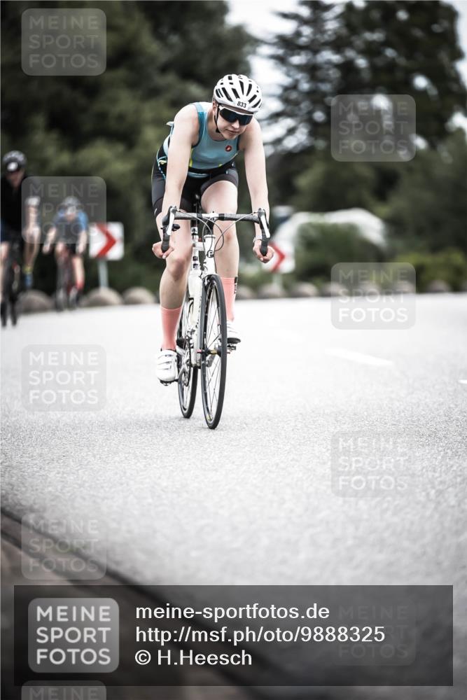 21.06.2026 - 29. Vierlanden-Triathlon H.Heesch http://msf.ph/oto/9888325 21.06.2026 12:15:53 Radfahren 685, 818, 833, 852 meine-sportfotos.de