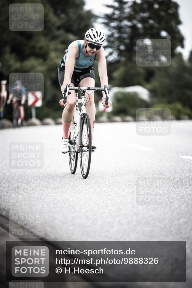 21.06.2026 - 29. Vierlanden-Triathlon H.Heesch http://msf.ph/oto/9888326 21.06.2026 12:15:53 Radfahren 685, 818, 833, 852 meine-sportfotos.de