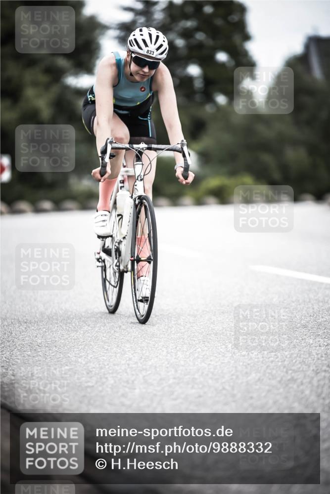 21.06.2026 - 29. Vierlanden-Triathlon H.Heesch http://msf.ph/oto/9888332 21.06.2026 12:15:53 Radfahren 685, 818, 833, 852 meine-sportfotos.de
