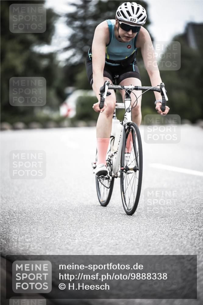 21.06.2026 - 29. Vierlanden-Triathlon H.Heesch http://msf.ph/oto/9888338 21.06.2026 12:15:53 Radfahren 685, 818, 833, 852 meine-sportfotos.de