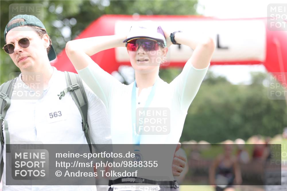 21.06.2026 - 29. Vierlanden-Triathlon Andreas Tolksdorf http://msf.ph/oto/9888355 21.06.2026 11:42:08 Ziel 478, 583, 478, 583 meine-sportfotos.de