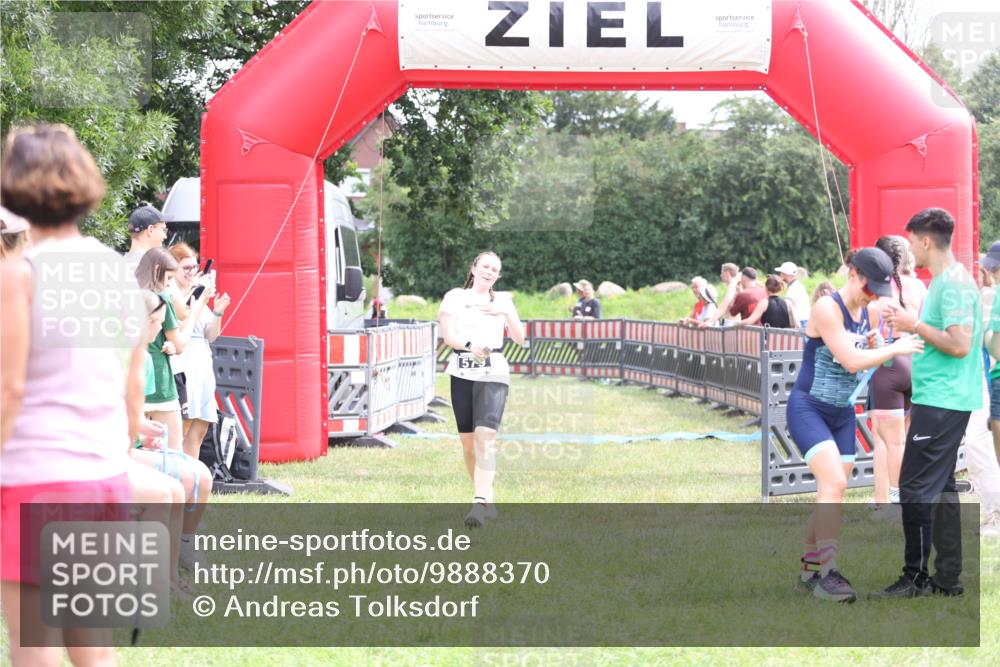 21.06.2026 - 29. Vierlanden-Triathlon Andreas Tolksdorf http://msf.ph/oto/9888370 21.06.2026 11:42:30 Ziel 484, 515, 570, 579, 484, 515, 570, 579 meine-sportfotos.de