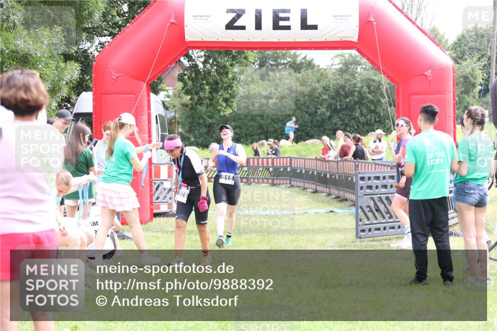 21.06.2026 - 29. Vierlanden-Triathlon Andreas Tolksdorf http://msf.ph/oto/9888392 21.06.2026 11:42:44 Ziel 515, 515 meine-sportfotos.de