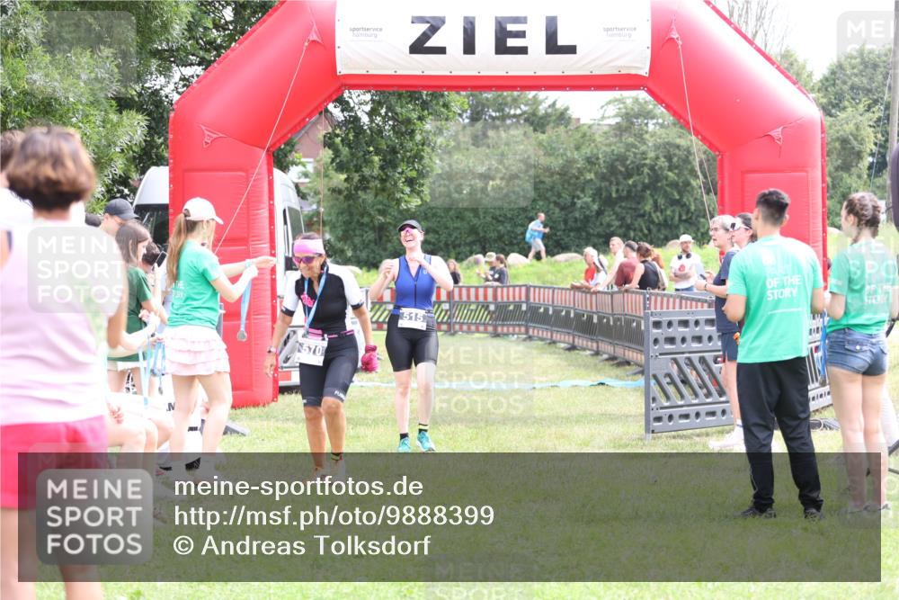 21.06.2026 - 29. Vierlanden-Triathlon Andreas Tolksdorf http://msf.ph/oto/9888399 21.06.2026 11:42:44 Ziel 515, 515 meine-sportfotos.de