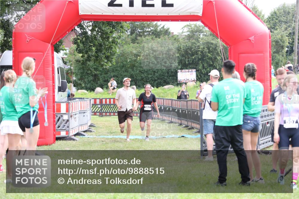 21.06.2026 - 29. Vierlanden-Triathlon Andreas Tolksdorf http://msf.ph/oto/9888515 21.06.2026 11:46:41 Ziel 560, 567, 560, 567 meine-sportfotos.de