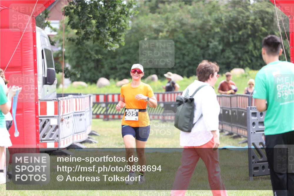 21.06.2026 - 29. Vierlanden-Triathlon Andreas Tolksdorf http://msf.ph/oto/9888694 21.06.2026 11:51:18 Ziel 505, 534, 612, 505, 534, 612 meine-sportfotos.de