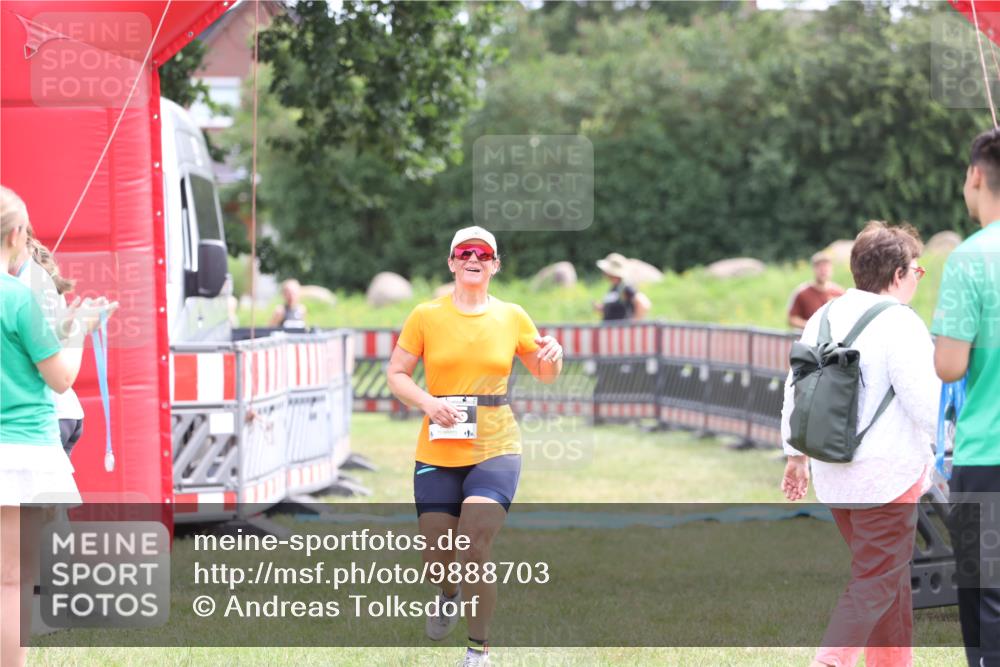 21.06.2026 - 29. Vierlanden-Triathlon Andreas Tolksdorf http://msf.ph/oto/9888703 21.06.2026 11:51:19 Ziel 505, 534, 612, 505, 534, 612 meine-sportfotos.de