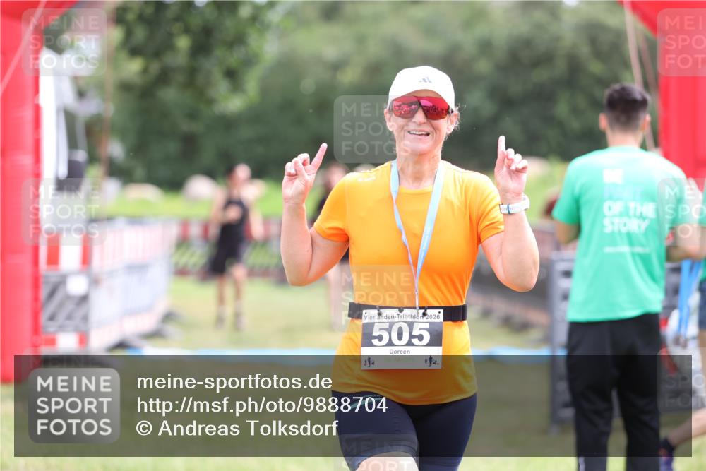 21.06.2026 - 29. Vierlanden-Triathlon Andreas Tolksdorf http://msf.ph/oto/9888704 21.06.2026 11:51:24 Ziel 534, 612, 534, 612 meine-sportfotos.de