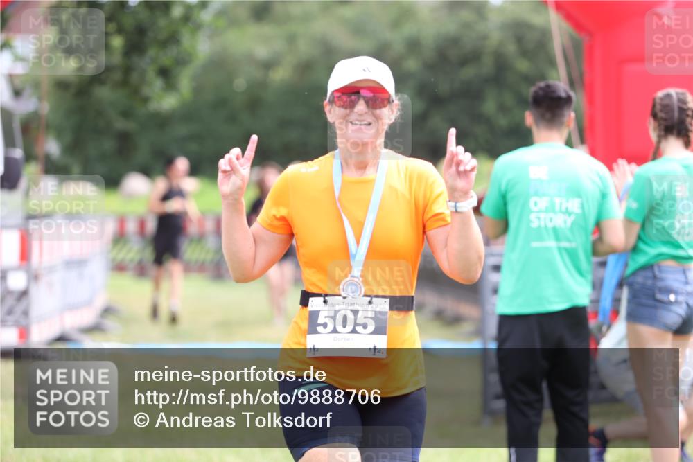 21.06.2026 - 29. Vierlanden-Triathlon Andreas Tolksdorf http://msf.ph/oto/9888706 21.06.2026 11:51:25 Ziel 534, 612, 534, 612 meine-sportfotos.de