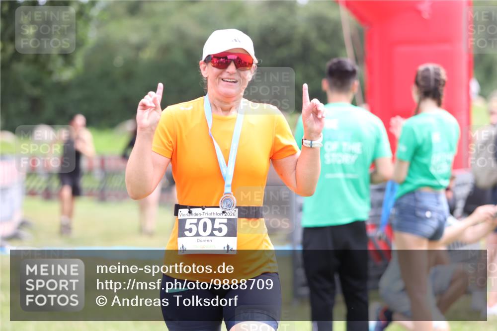 21.06.2026 - 29. Vierlanden-Triathlon Andreas Tolksdorf http://msf.ph/oto/9888709 21.06.2026 11:51:25 Ziel 534, 612, 534, 612 meine-sportfotos.de