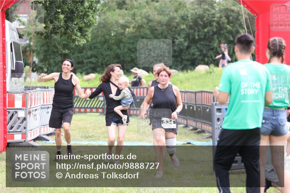 21.06.2026 - 29. Vierlanden-Triathlon Andreas Tolksdorf http://msf.ph/oto/9888727 21.06.2026 11:51:29 Ziel 299, 534, 612, 299, 534, 612 meine-sportfotos.de