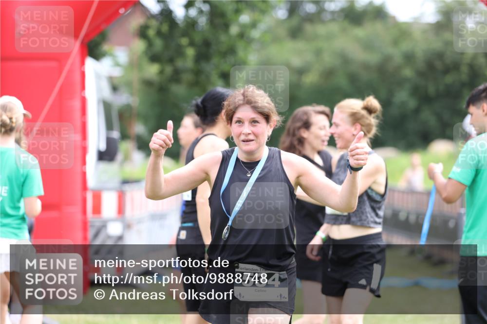 21.06.2026 - 29. Vierlanden-Triathlon Andreas Tolksdorf http://msf.ph/oto/9888748 21.06.2026 11:51:37 Ziel 299, 299 meine-sportfotos.de