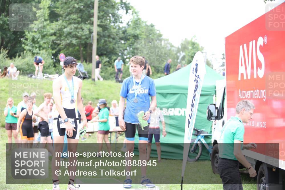 21.06.2026 - 29. Vierlanden-Triathlon Andreas Tolksdorf http://msf.ph/oto/9888945 21.06.2026 11:58:32 Ziel 595, 595 meine-sportfotos.de