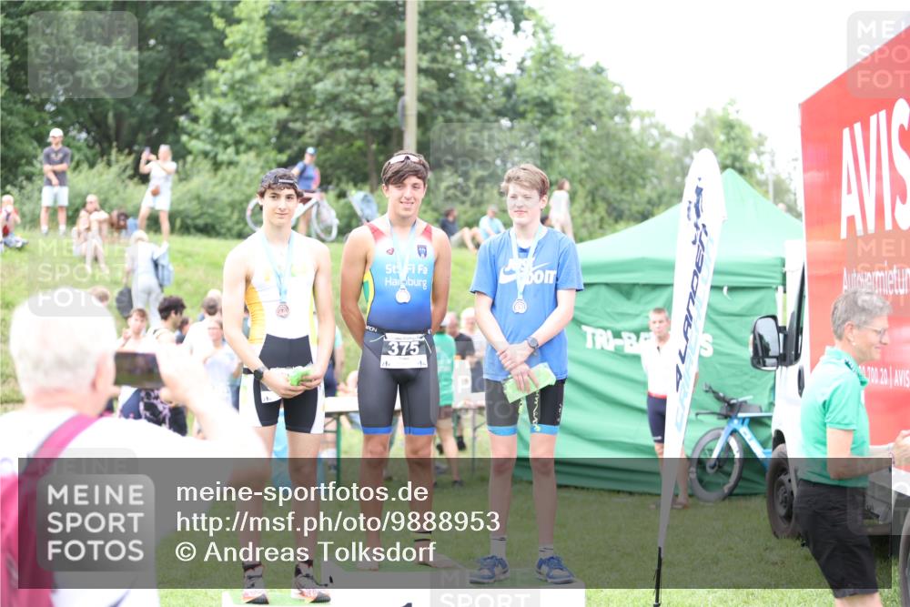 21.06.2026 - 29. Vierlanden-Triathlon Andreas Tolksdorf http://msf.ph/oto/9888953 21.06.2026 11:58:52 Ziel 589, 589 meine-sportfotos.de