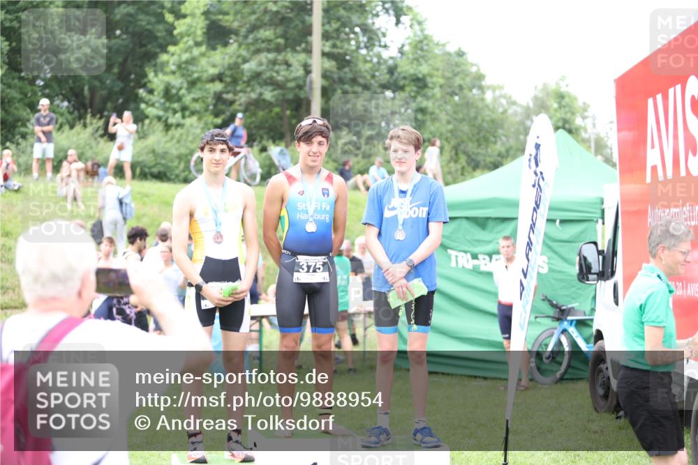 21.06.2026 - 29. Vierlanden-Triathlon Andreas Tolksdorf http://msf.ph/oto/9888954 21.06.2026 11:58:52 Ziel 589, 589 meine-sportfotos.de