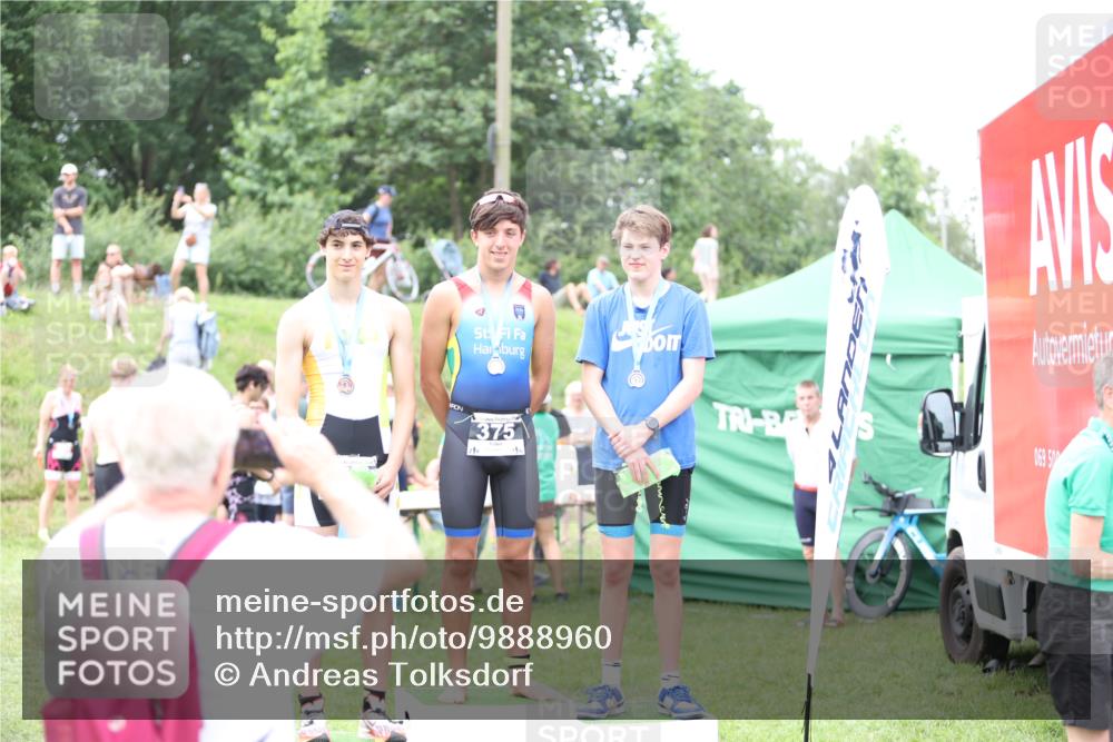 21.06.2026 - 29. Vierlanden-Triathlon Andreas Tolksdorf http://msf.ph/oto/9888960 21.06.2026 11:58:53 Ziel 589, 589 meine-sportfotos.de