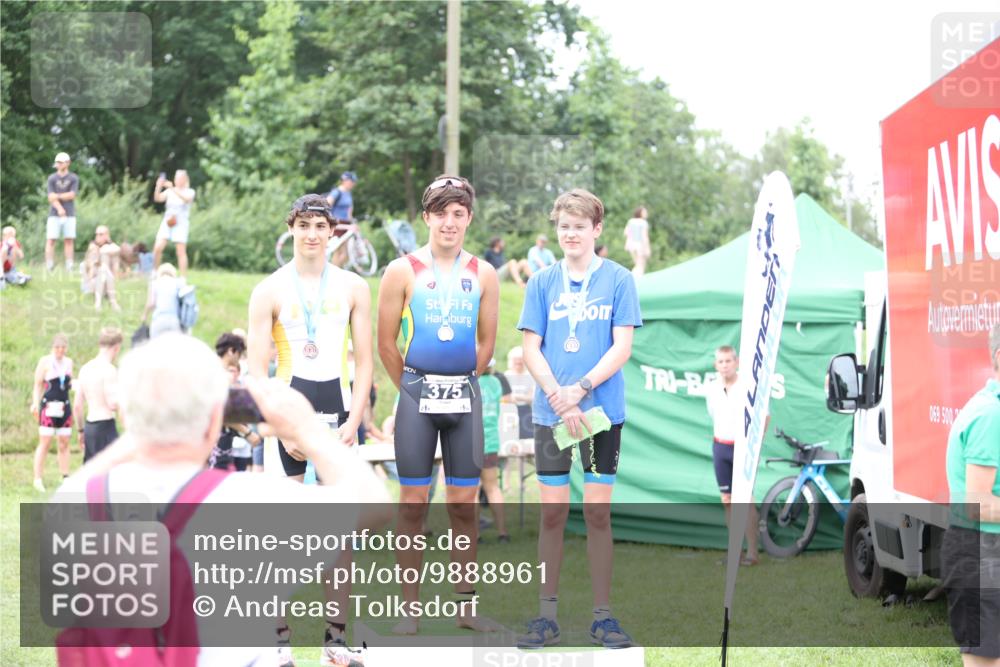 21.06.2026 - 29. Vierlanden-Triathlon Andreas Tolksdorf http://msf.ph/oto/9888961 21.06.2026 11:58:53 Ziel 589, 589 meine-sportfotos.de