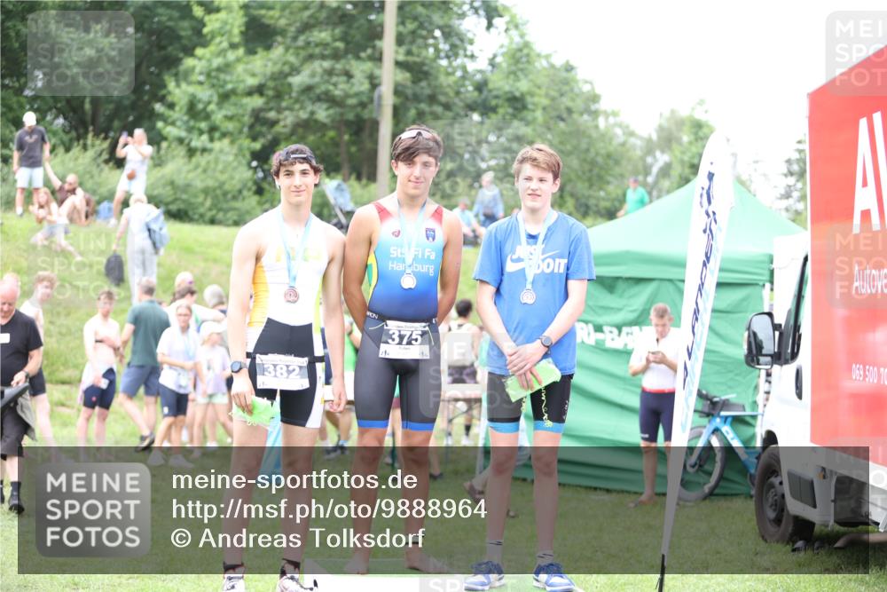 21.06.2026 - 29. Vierlanden-Triathlon Andreas Tolksdorf http://msf.ph/oto/9888964 21.06.2026 11:59:01 Ziel  meine-sportfotos.de
