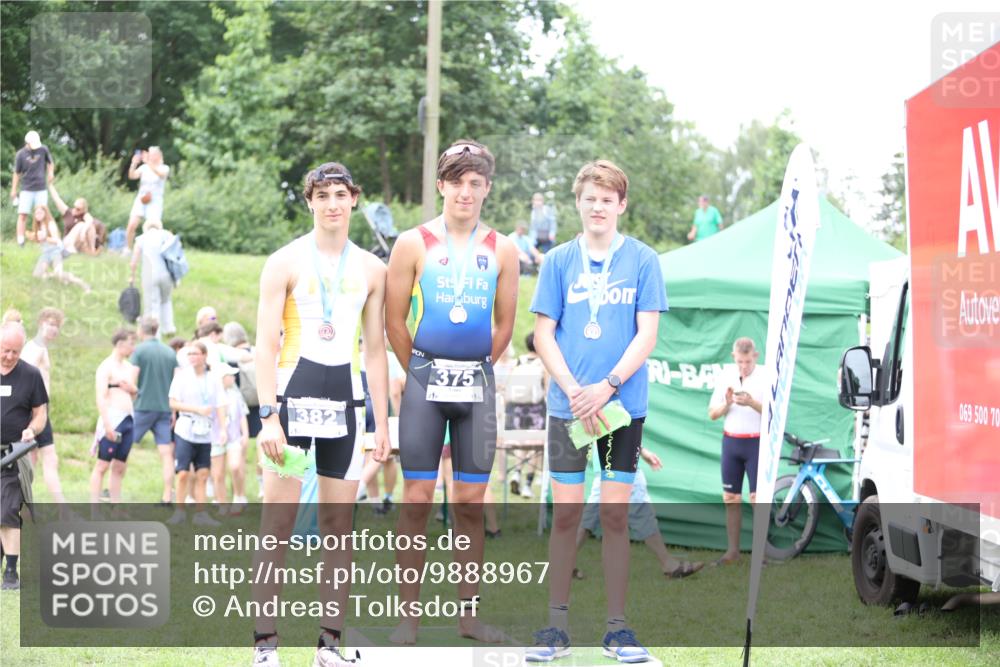 21.06.2026 - 29. Vierlanden-Triathlon Andreas Tolksdorf http://msf.ph/oto/9888967 21.06.2026 11:59:01 Ziel  meine-sportfotos.de