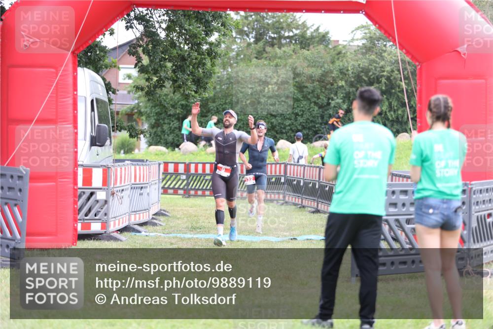 21.06.2026 - 29. Vierlanden-Triathlon Andreas Tolksdorf http://msf.ph/oto/9889119 21.06.2026 12:19:34 Ziel 9, 132, 9, 132 meine-sportfotos.de