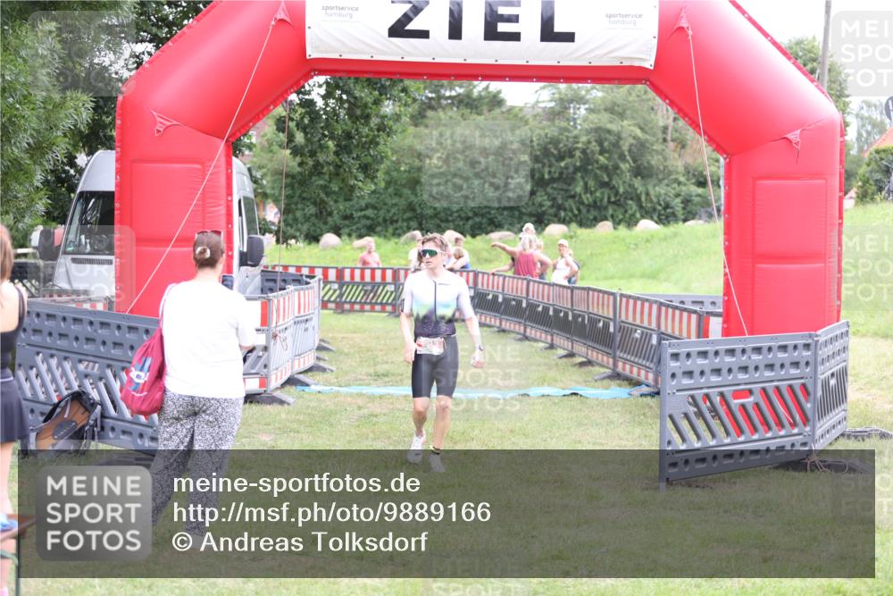 21.06.2026 - 29. Vierlanden-Triathlon Andreas Tolksdorf http://msf.ph/oto/9889166 21.06.2026 12:23:01 Ziel 193, 193 meine-sportfotos.de