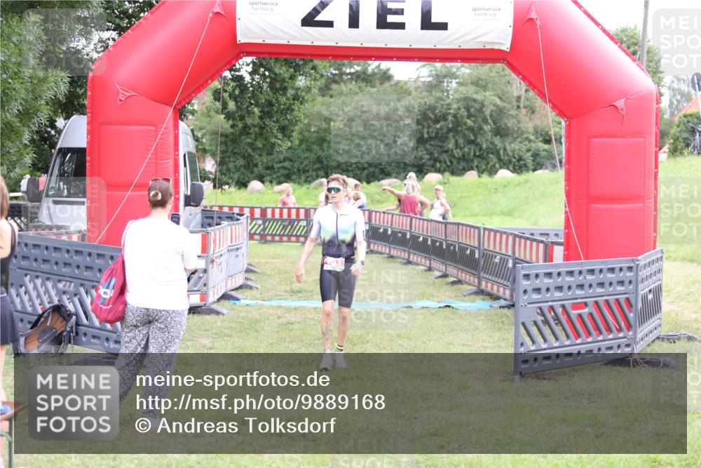21.06.2026 - 29. Vierlanden-Triathlon Andreas Tolksdorf http://msf.ph/oto/9889168 21.06.2026 12:23:01 Ziel 193, 193 meine-sportfotos.de