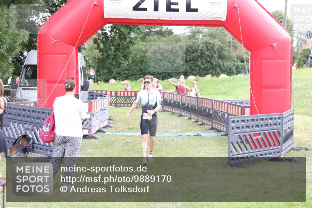 21.06.2026 - 29. Vierlanden-Triathlon Andreas Tolksdorf http://msf.ph/oto/9889170 21.06.2026 12:23:01 Ziel 193, 193 meine-sportfotos.de
