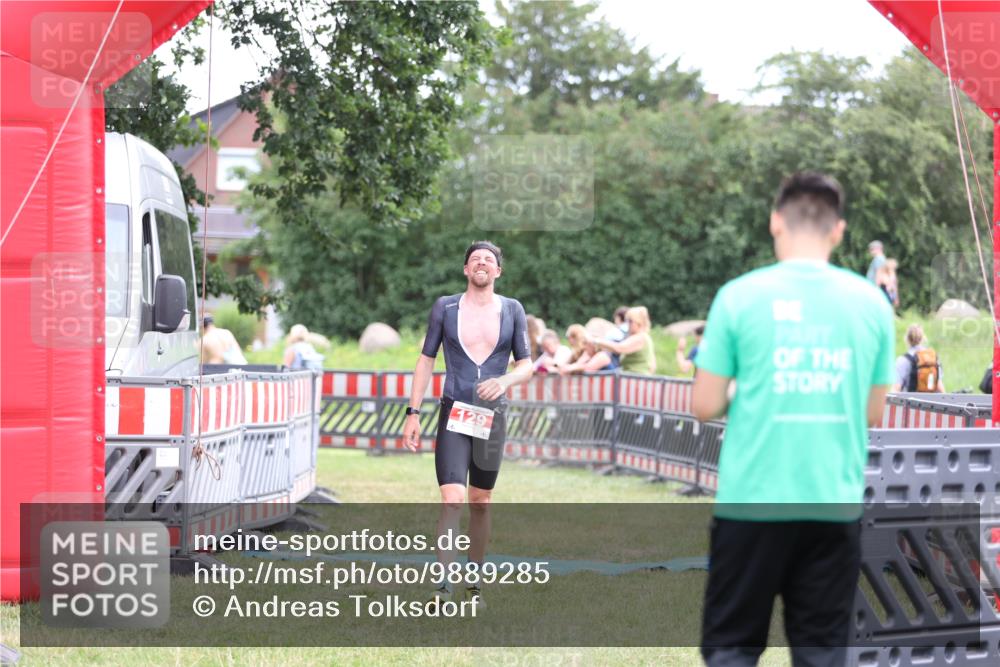 21.06.2026 - 29. Vierlanden-Triathlon Andreas Tolksdorf http://msf.ph/oto/9889285 21.06.2026 12:28:50 Ziel 129, 129 meine-sportfotos.de