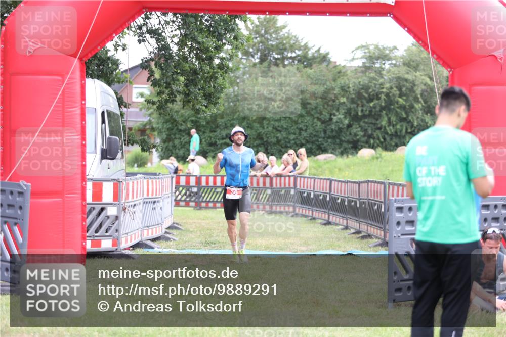21.06.2026 - 29. Vierlanden-Triathlon Andreas Tolksdorf http://msf.ph/oto/9889291 21.06.2026 12:29:04 Ziel 31, 36, 31, 36 meine-sportfotos.de