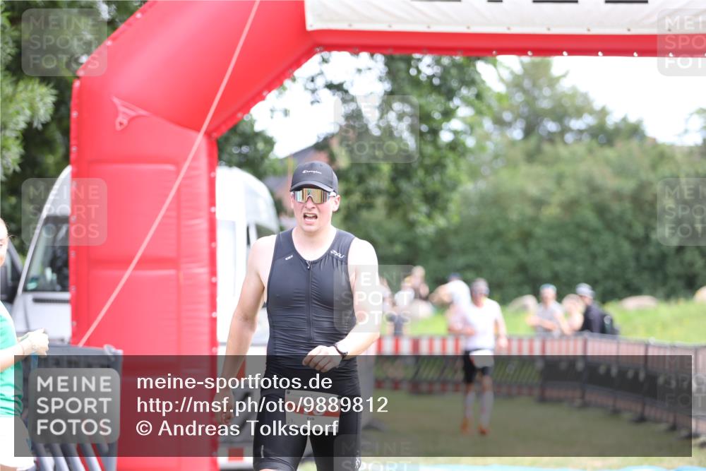 21.06.2026 - 29. Vierlanden-Triathlon Andreas Tolksdorf http://msf.ph/oto/9889812 21.06.2026 12:48:29 Ziel 13, 119, 13, 119 meine-sportfotos.de