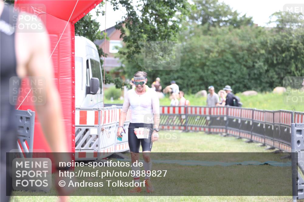 21.06.2026 - 29. Vierlanden-Triathlon Andreas Tolksdorf http://msf.ph/oto/9889827 21.06.2026 12:48:35 Ziel 119, 119 meine-sportfotos.de