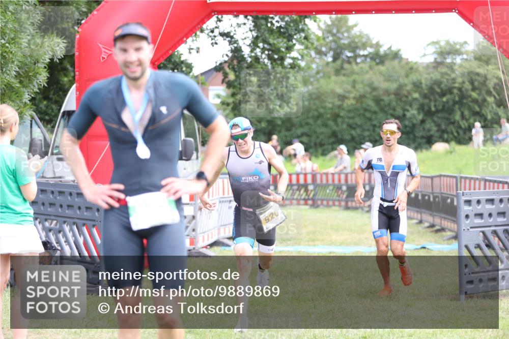21.06.2026 - 29. Vierlanden-Triathlon Andreas Tolksdorf http://msf.ph/oto/9889869 21.06.2026 12:49:18 Ziel 79, 175, 920, 79, 175, 920 meine-sportfotos.de