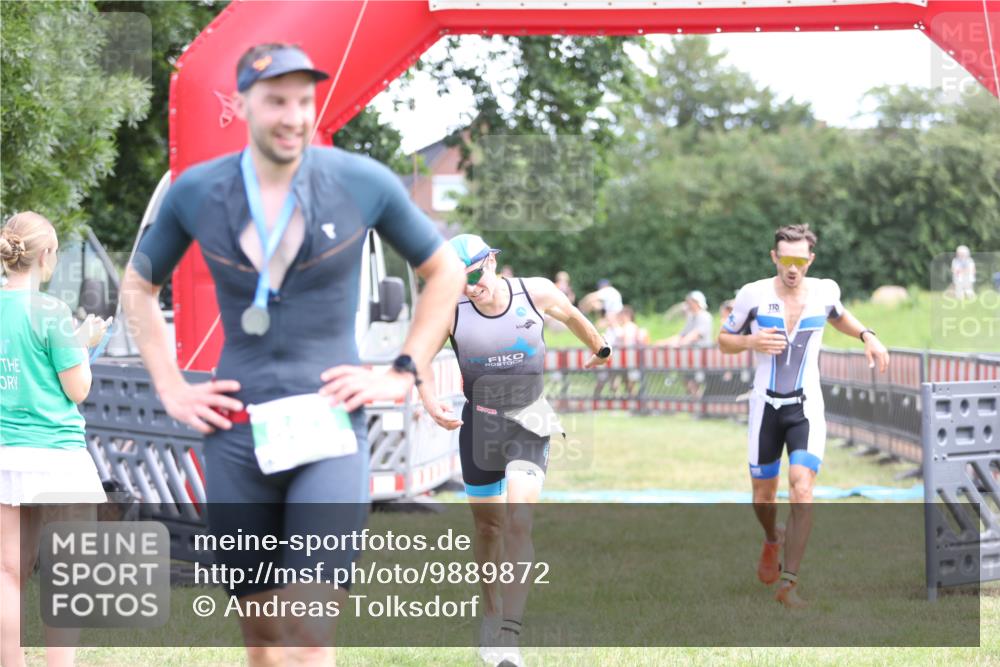 21.06.2026 - 29. Vierlanden-Triathlon Andreas Tolksdorf http://msf.ph/oto/9889872 21.06.2026 12:49:18 Ziel 79, 175, 920, 79, 175, 920 meine-sportfotos.de