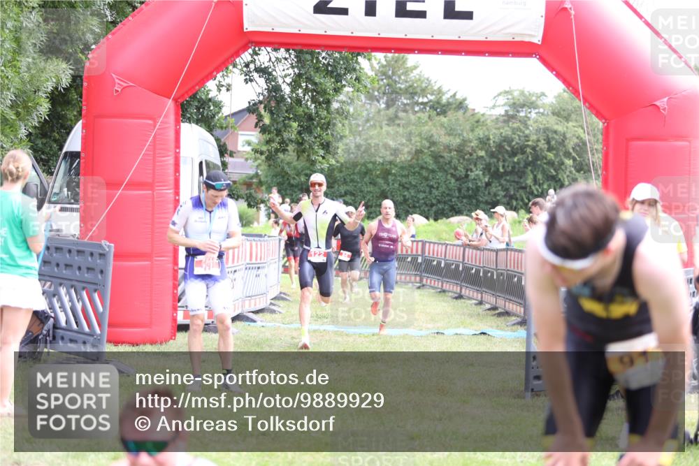 21.06.2026 - 29. Vierlanden-Triathlon Andreas Tolksdorf http://msf.ph/oto/9889929 21.06.2026 12:50:43 Ziel 84, 122, 910, 924, 942, 943, 955, 975, 84, 122, 910, 924, 942, 943, 955, 975 meine-sportfotos.de