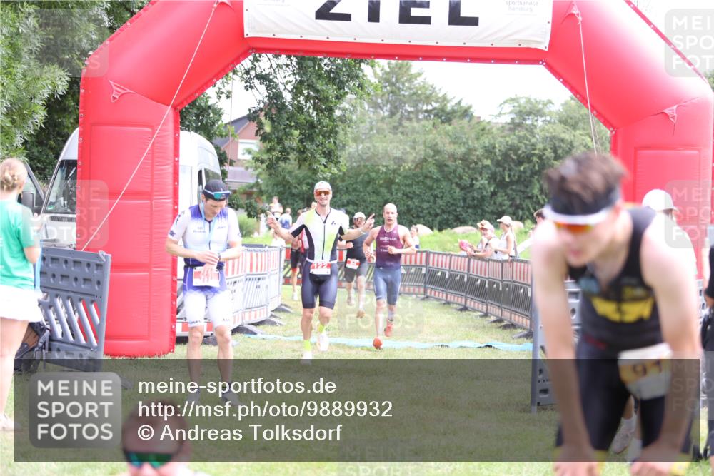 21.06.2026 - 29. Vierlanden-Triathlon Andreas Tolksdorf http://msf.ph/oto/9889932 21.06.2026 12:50:43 Ziel 84, 122, 910, 924, 942, 943, 955, 975, 84, 122, 910, 924, 942, 943, 955, 975 meine-sportfotos.de